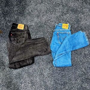 Levi’s Straight Jeans